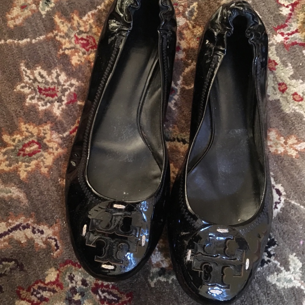 Black patent leather Tory Burch flats. Size 7.5